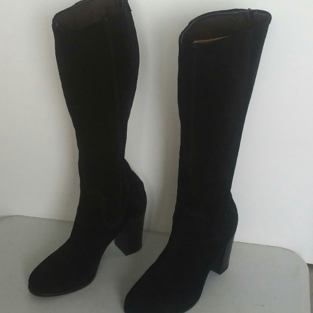 Vero Cuoio Black Suede High Boot